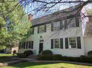 109 Camelot Dr, Huntington, WV 25701