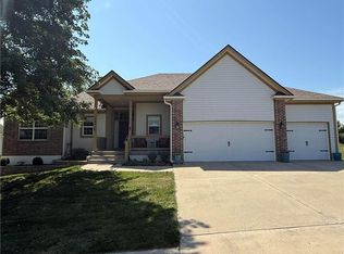 1002 Chisam Rd, Kearney, MO 64060