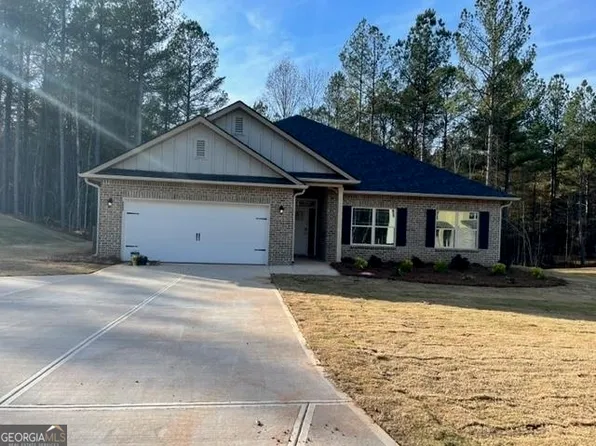 202 Eagle Heights Dr, Maysville, GA 30558