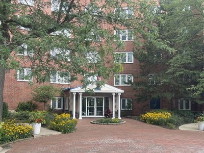 6701 N Milwaukee Ave APT 406, Niles, IL, 60714