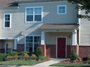8814 Westwind Point Dr, Cornelius, NC 28031
