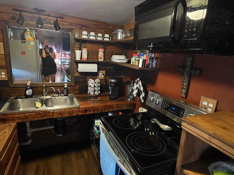 390 Meadowlark Rd — Photo 26