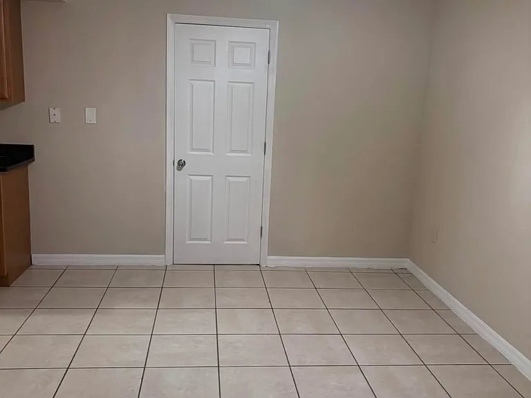 2813 Spring Hill Ct — Photo 14
