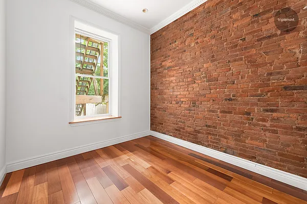 Rented by Triplemint | media 22