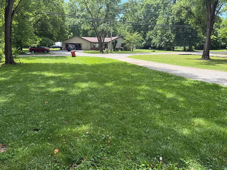 1892 Dyer Rd — Photo 34