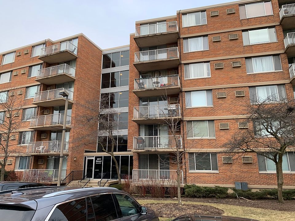 1st image of 2211 S Stewart Ave APT 3E