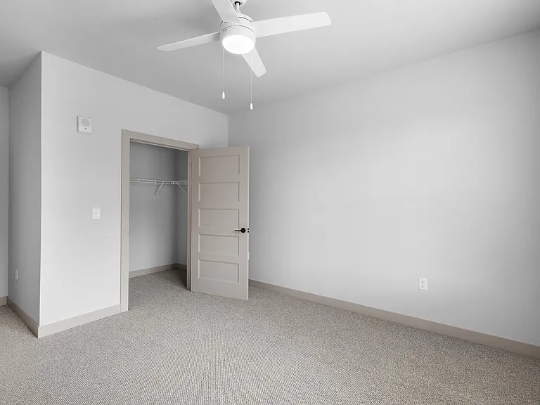Allure Apartments — Photo 8