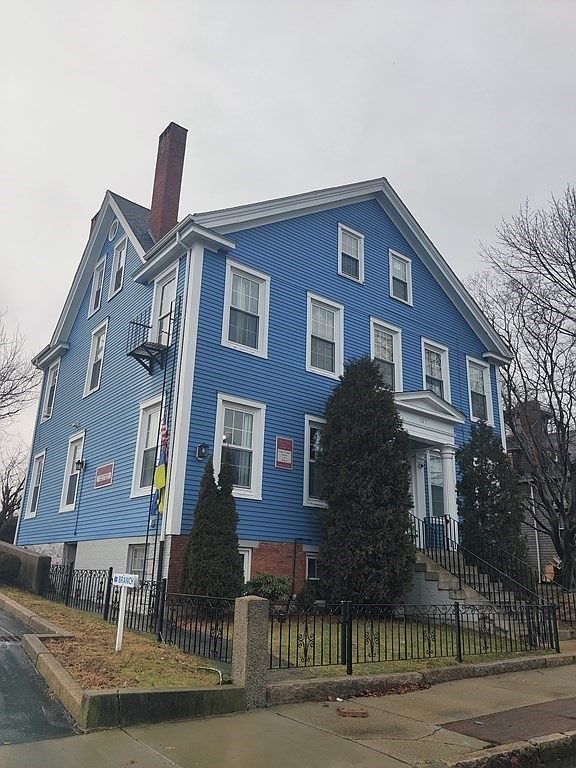 147 8th St, New Bedford, MA 02740 MLS 73078299 Zillow