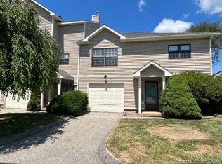 411 Stage Coach Row UNIT 411, Colchester, CT 06415