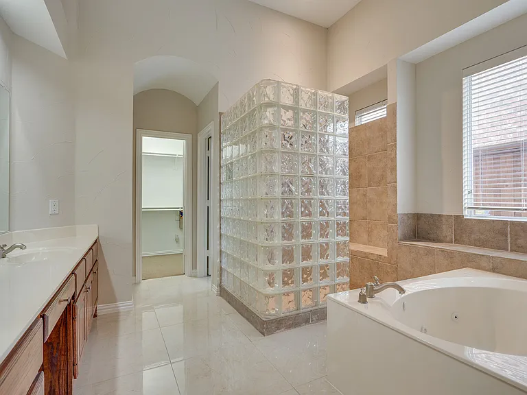 2746 Nightwind Ct — Photo 9