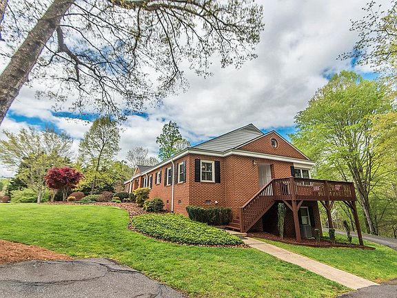 3rd image of 406 Coffey Ave