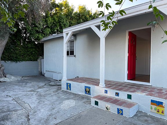 2nd image of 12861 Panama St