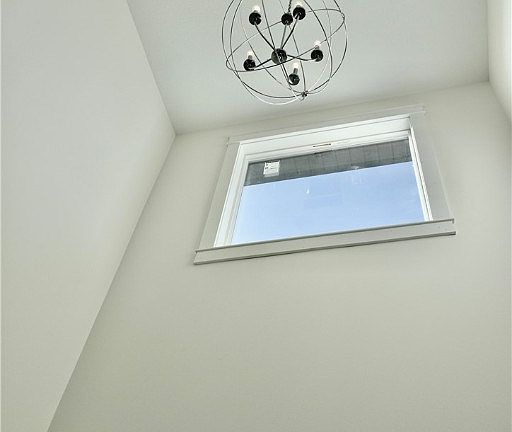 5th image of 865 NW Frescott Cir
