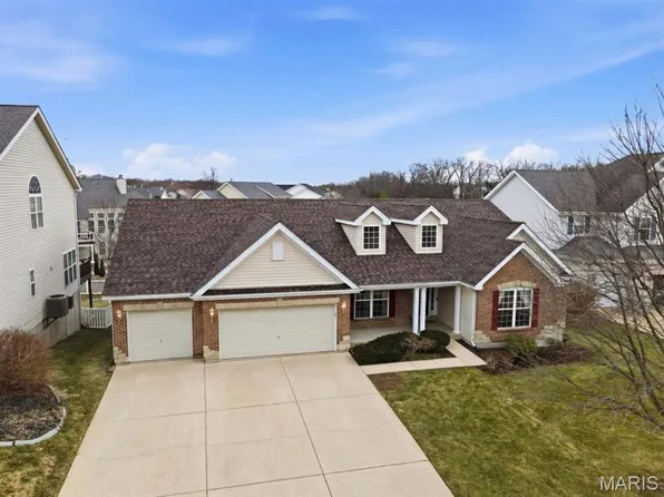 6 Sage Meadows Ct, O'Fallon, MO 63366