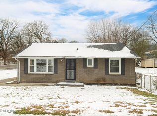 633 Shamrock Ave, Knoxville, TN 37917