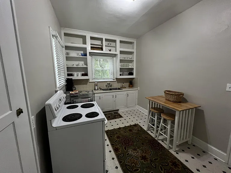 1313 N Gadsden St #2 — Photo 12
