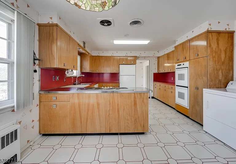17 Oxford Dr — Photo 9