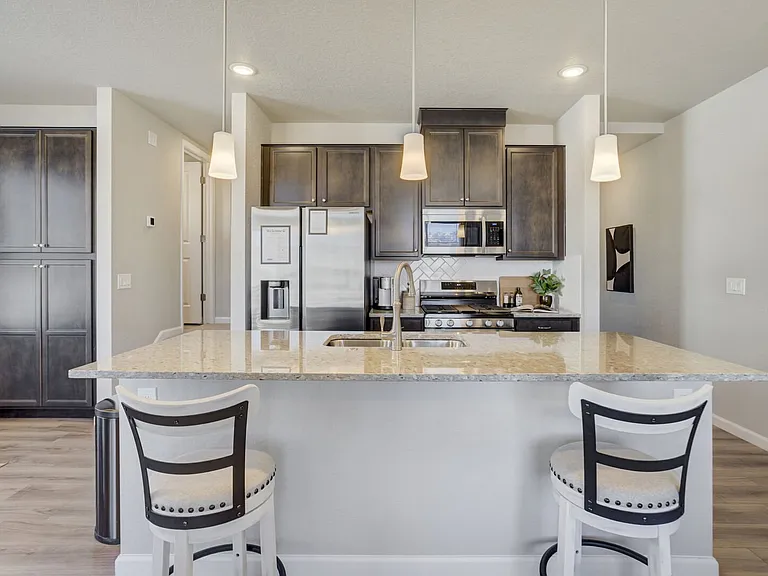 10587 Spectrolite Point — Photo 15