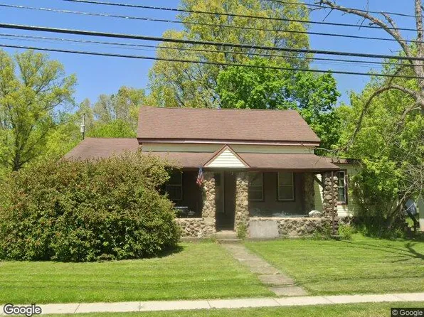 9523 E Center St, Windham, OH 44288