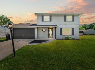 1816 Montgomery Ct, Fort Wayne, IN 46815