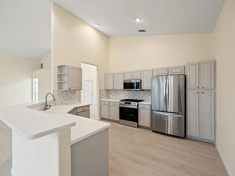 6234 Sturbridge Ct — Photo 10