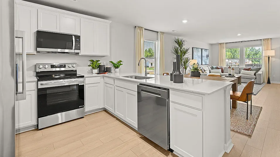 4 bed, 2.5 bath, 1892 sqft, $1,950 — Photo 4