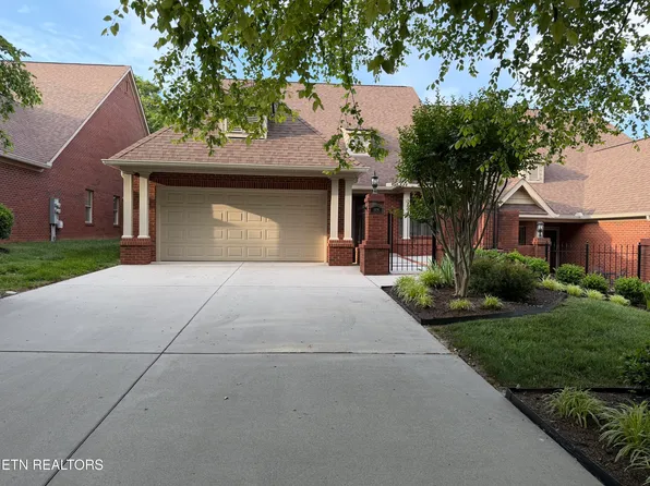 1476 Cottage Glen Ln, Maryville, TN 37801