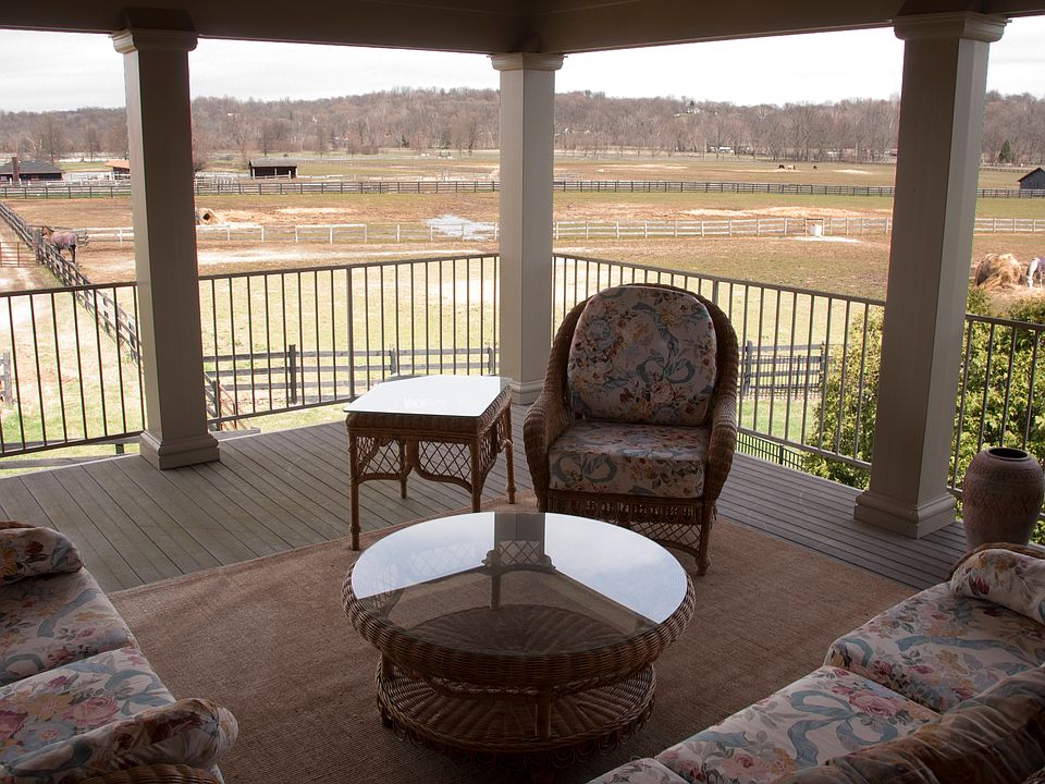 Upstairs porch