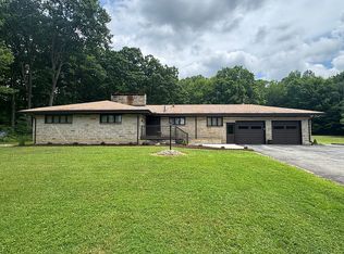 680 N Stone Base Rd, Mercer, PA 16137