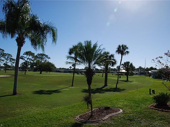 2nd image of 321 Nicklaus Blvd