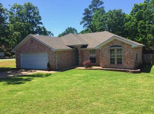 80 Garden Oaks Dr, Maumelle, AR 72113