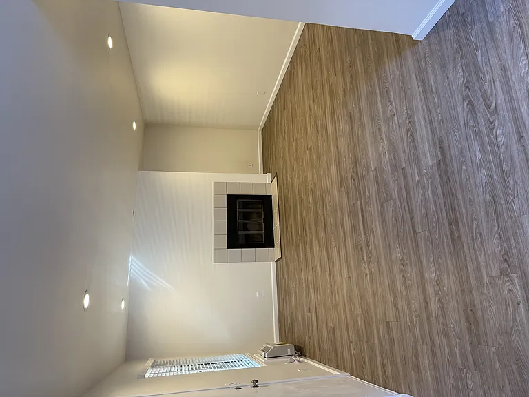 Grande Vista Apartments — Photo 33