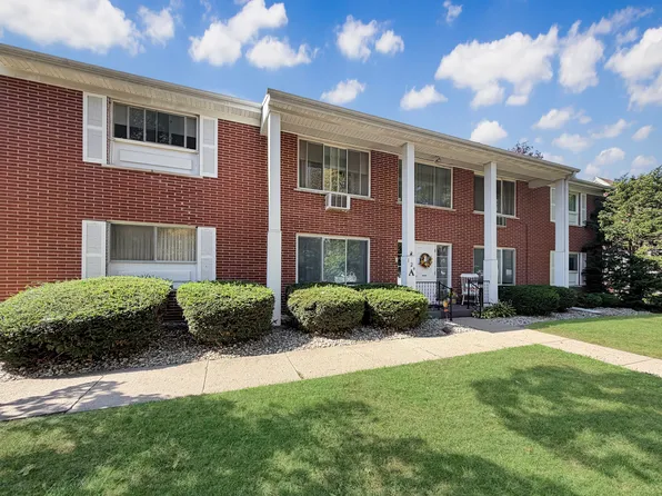 124 N Whistler Ave #A8, Freeport, IL 61032