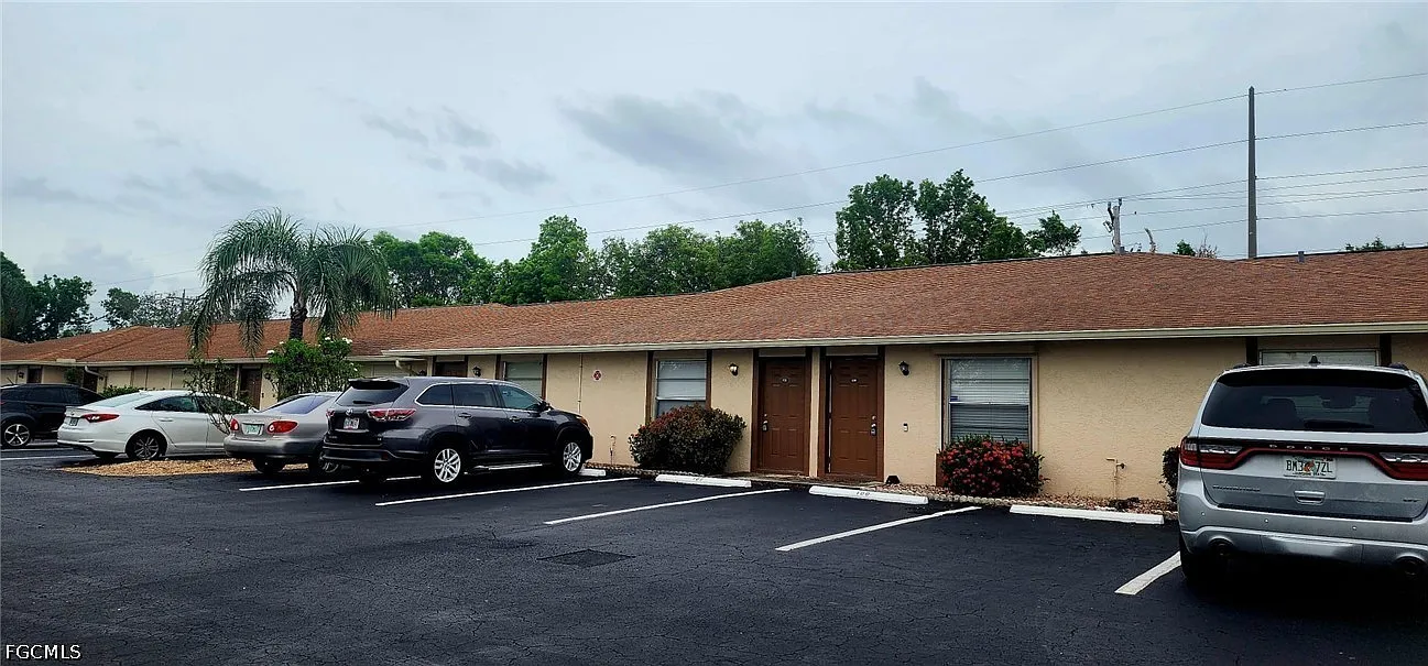 1 bed, 1.0 bath, 700 sqft, $1,050 — Photo 1