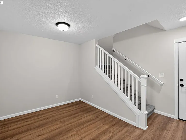8176 SE Blanton St — Photo 9