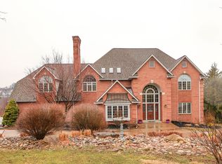 160 Reichold Rd, Wexford, PA 15090