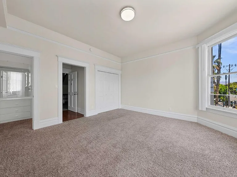295 E San Fernando St #3 — Photo 2
