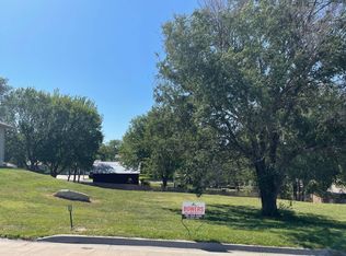 11 Terrace Cir, Concordia, KS 66901