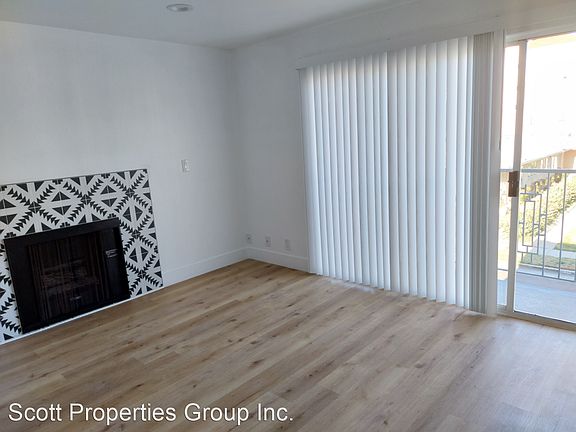 4th image of 2455 Corinth Ave #104