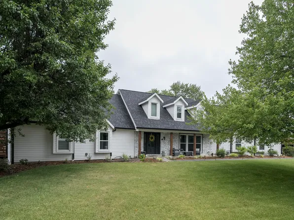 1050 Colina Dr, Villa Hills, KY 41017