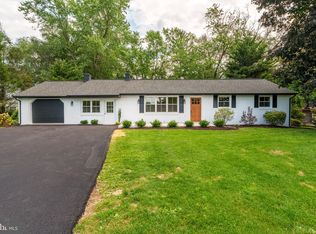 404 Owl Hill Rd, Lititz, PA 17543