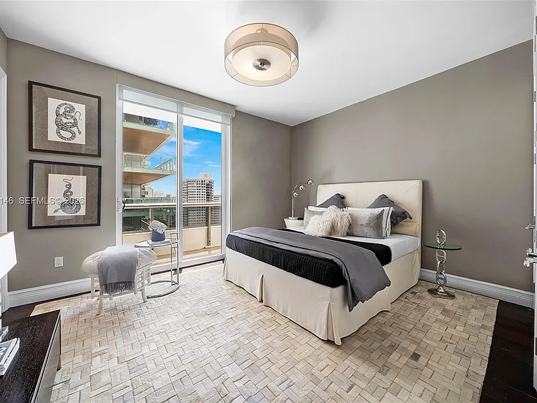 5801 Collins Ave #Penthouse 1600 — Photo 54