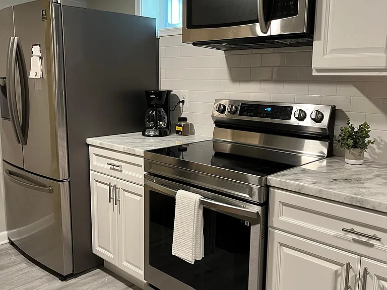 673 Jefferson St NE — Photo 10