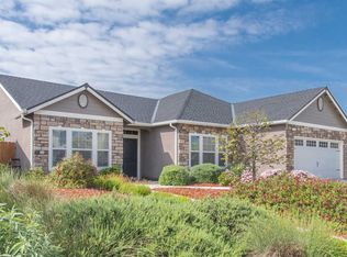 2431 Bell Port Ave, Tulare, CA 93274