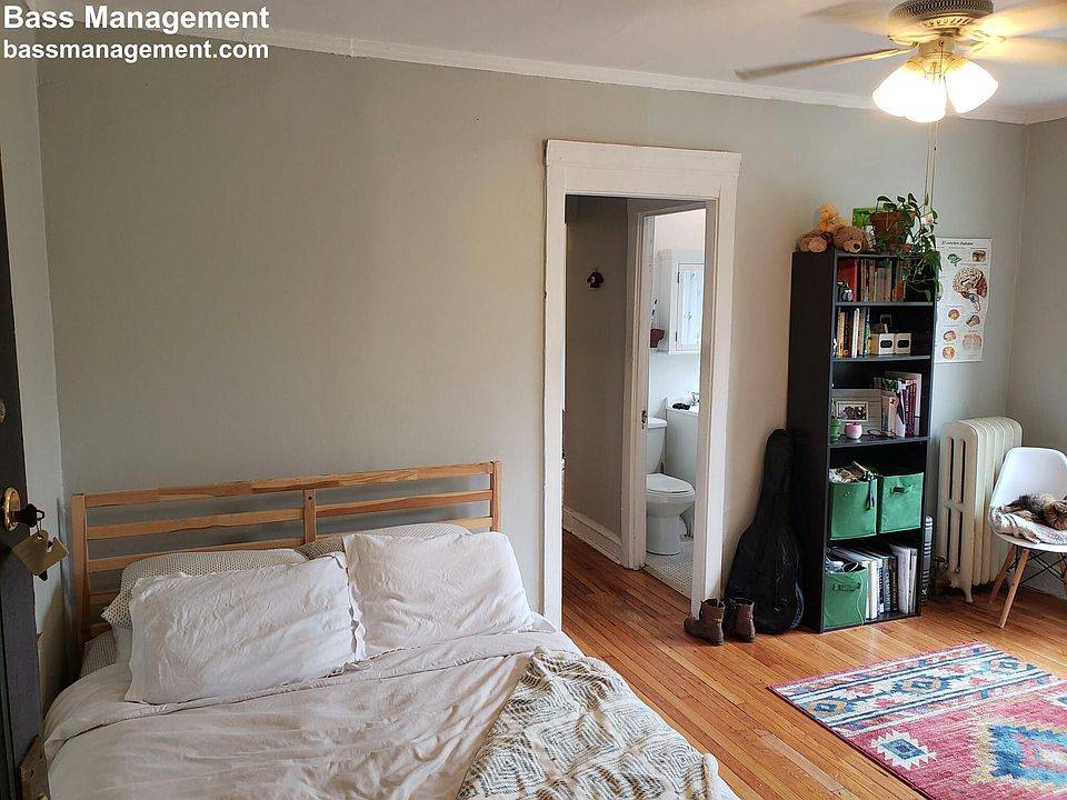 1st image of 5945 N Greenview Ave