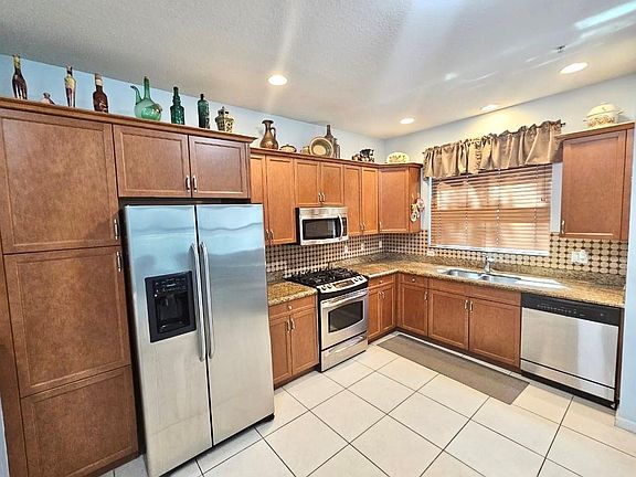 2nd image of 3184 NW 127th Terrace #3184