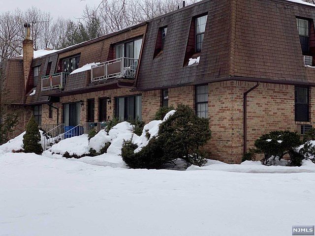 1st image of 252 Collignon Way #1A