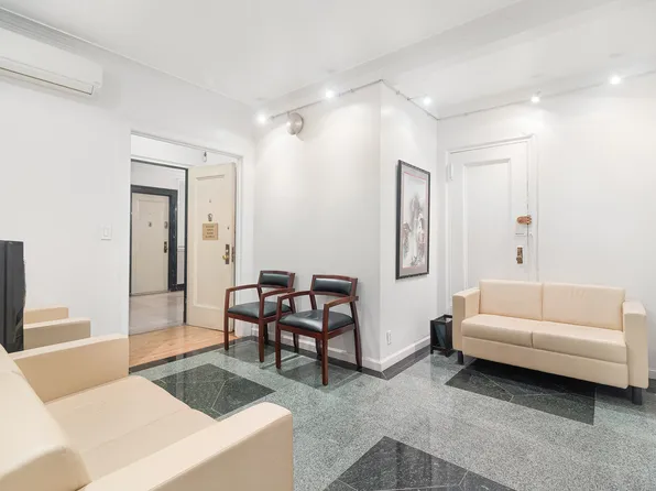 136 East 36th Street image 1 of 18