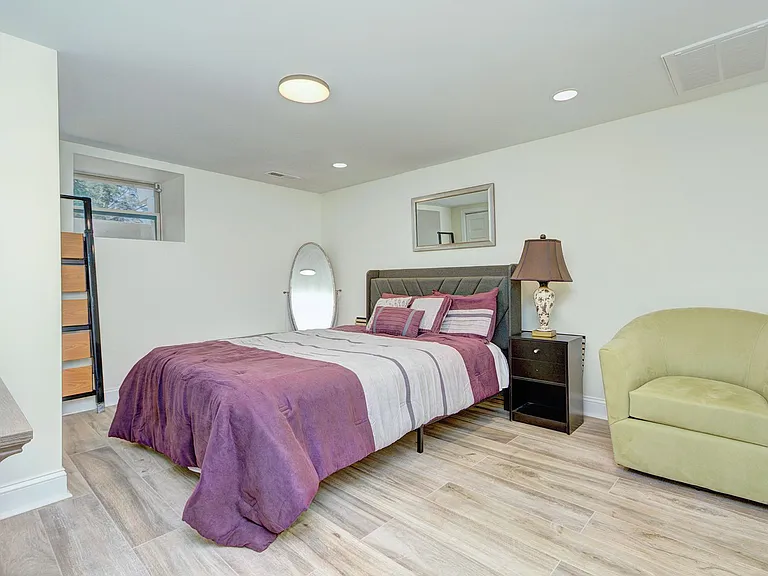 709 Baldwin Ave #B — Photo 13