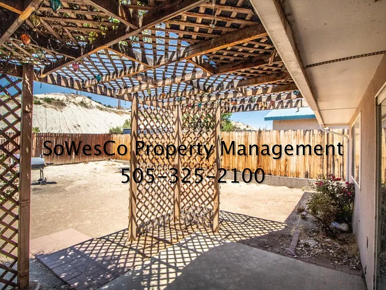 815 Cholla — Photo 13